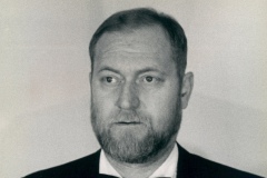 1_1982-Arlan-K.-Ross